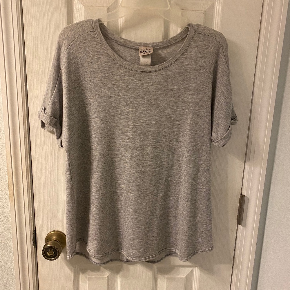 COMO Vintage Gray Cuffed Short Sleeve Shirt Size Large